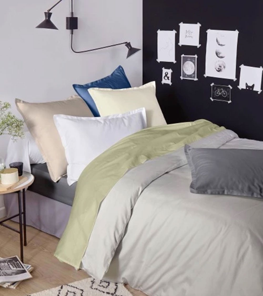 Drap de lit uni satin de coton bleu NUIT