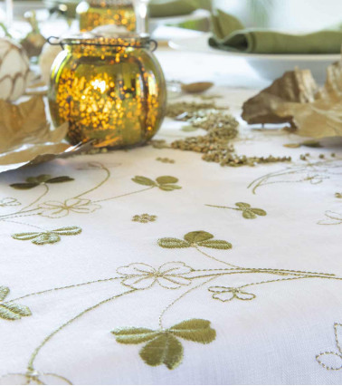 Nappe en lin brodée Chance, nappe de réception très haut de gamme