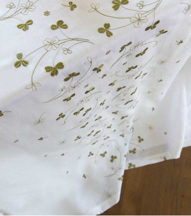 Nappe en lin brodée Chance, nappe de réception très haut de gamme