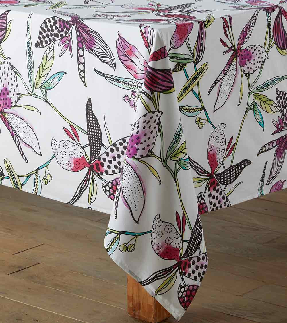 Nappe en coton imprimée Paradis Rose, artisanat français, pour vos repas au quotidien