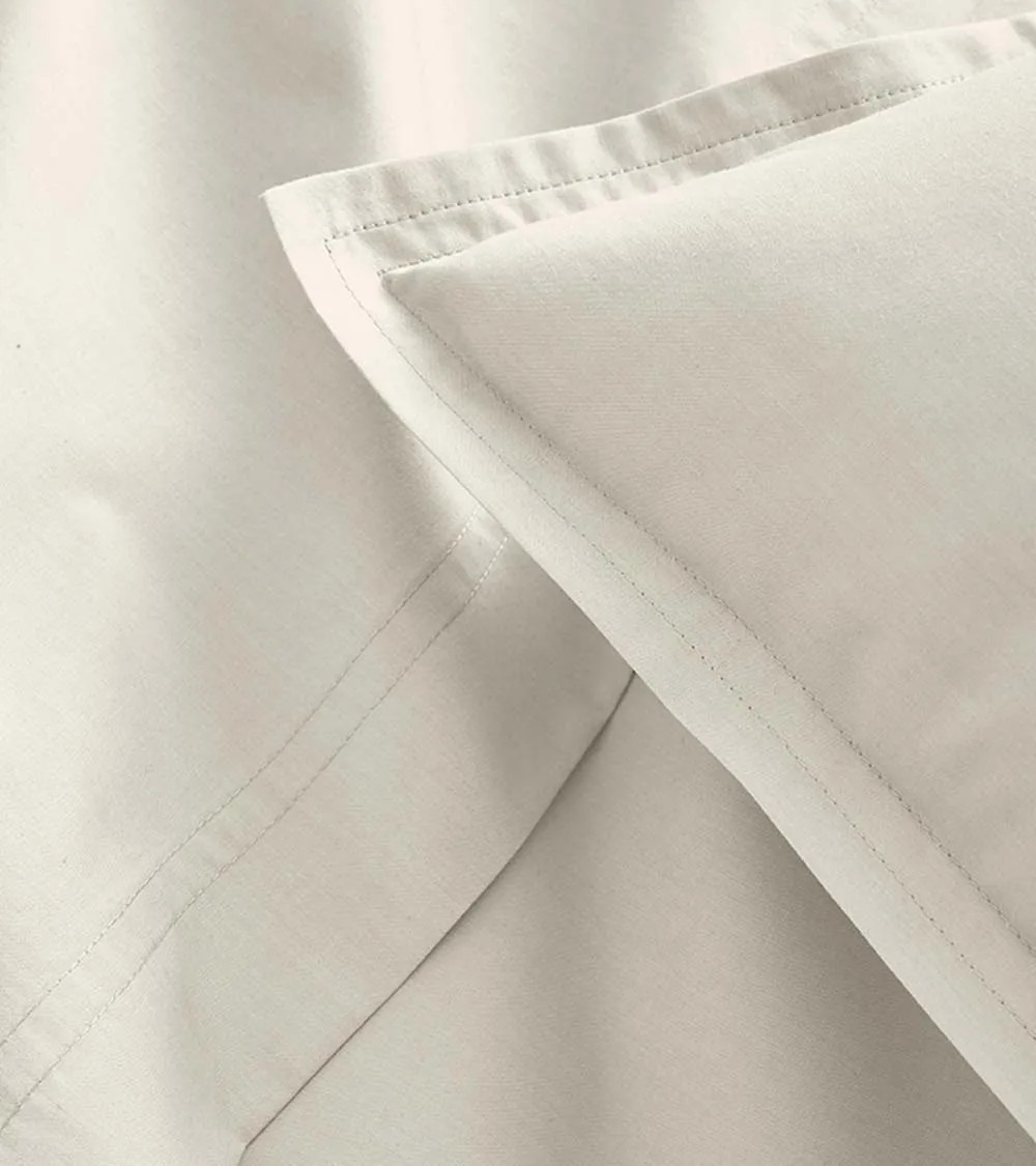 Taie d'Oreiller Percale Meringue PREMIÈRE, made in france, linge de lit uni beige blanc