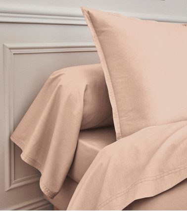 Drap Housse Percale Ballerine PREMIÈRE, drap-housse uni fabriqué en France, couleur rose saumon poudré, linge de maison uni