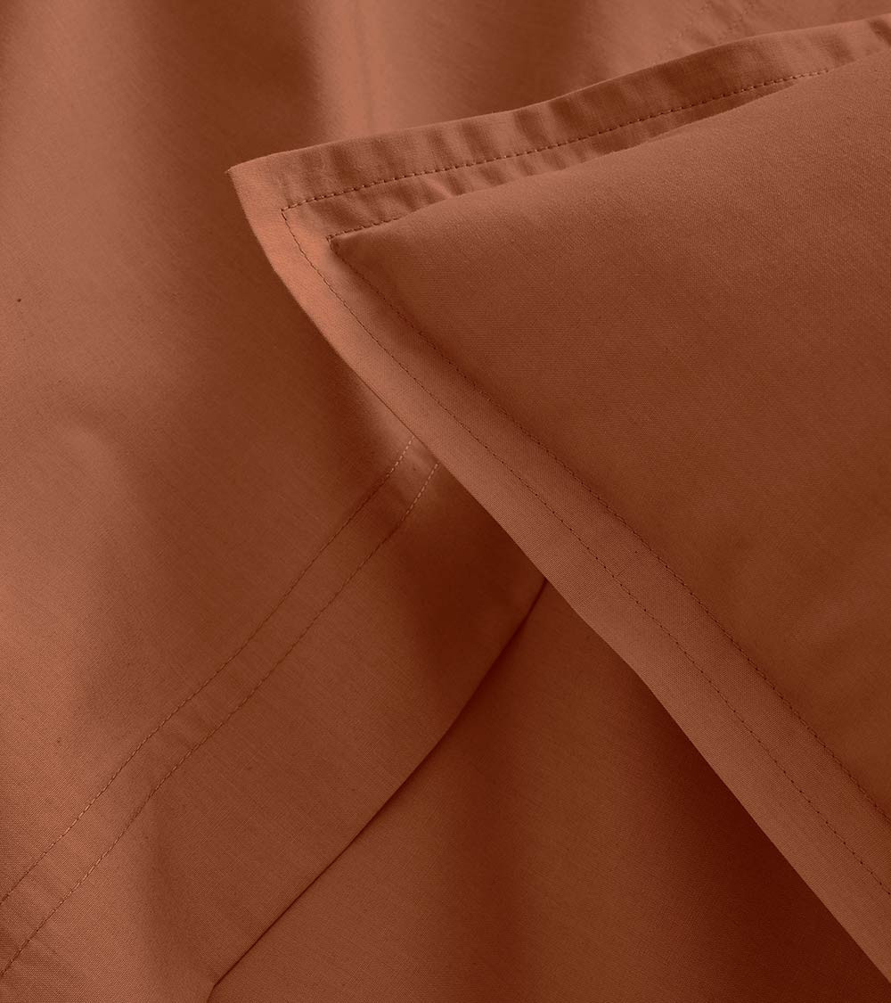 Drap plat Percale CUIR PREMIÈRE, linge de lit fabriqué en France, linge de lit uni marron chaud, 180x290, 240x300, 270x300 cm