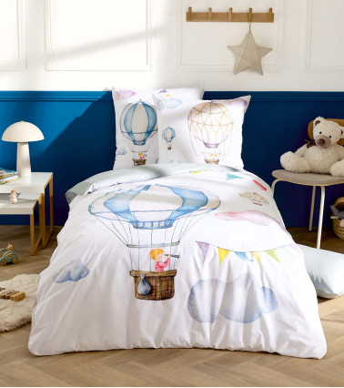 Housse de couette percale ODYSSÉE, linge de lit imprimé pour enfant, fabriqué en France, dessin aquarelle ciel montgolfières