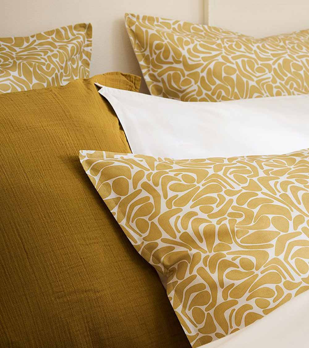 Housse de Couette Percale HÉRA, linge de lit imprimé fabriqué en France, motif abstrait arrondi, jaune doré, gris perle