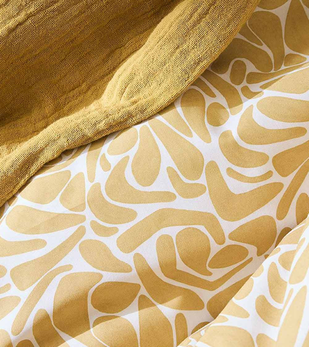 Housse de Couette Percale HÉRA, linge de lit imprimé fabriqué en France, motif abstrait arrondi, jaune doré, gris perle
