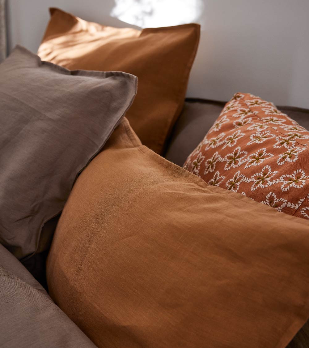 Taie d'oreiller en Lin Roseau Nouvelle Vague, linge de lit uni fabriqué en France